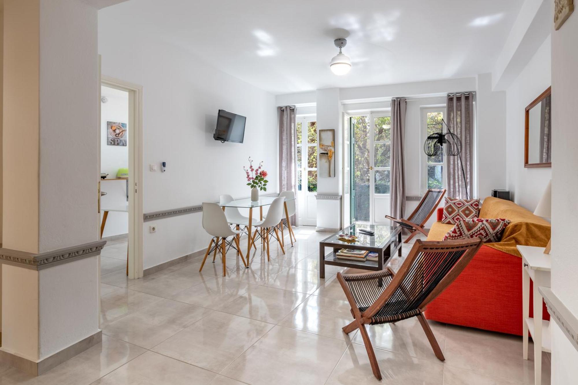 Psiri Gem: Historic Center Apartment with Balcony Athens Exterior photo